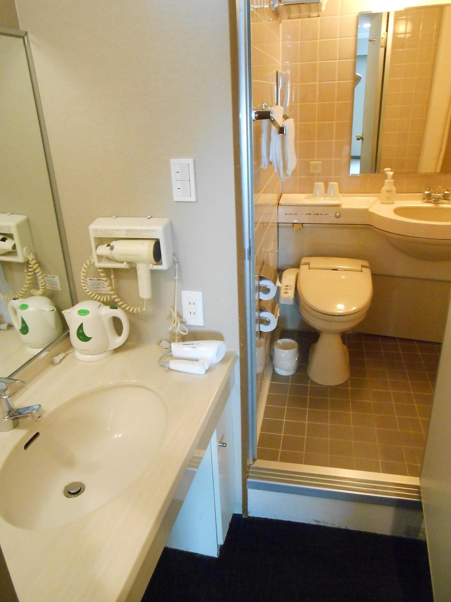 Hotel Crown Hills Sendai Aobadori Esterno foto