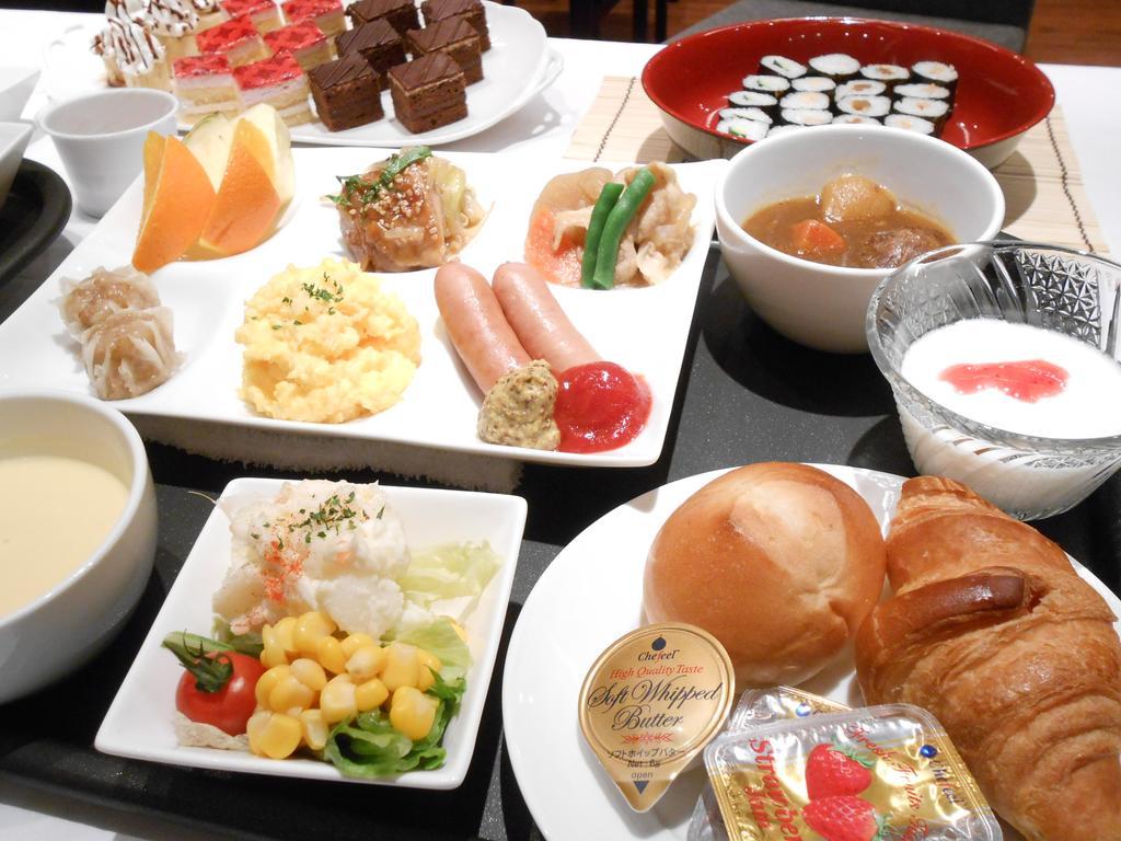 Hotel Crown Hills Sendai Aobadori Esterno foto