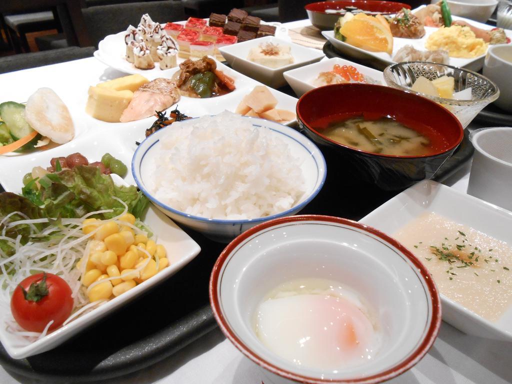 Hotel Crown Hills Sendai Aobadori Esterno foto